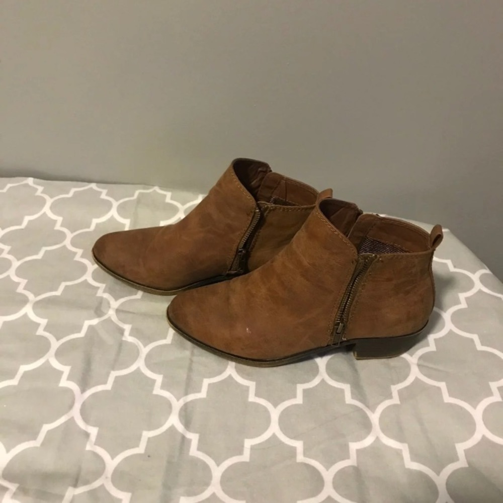 Steve Madden booties